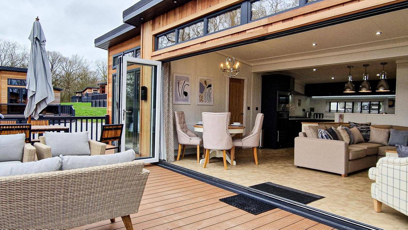 Chalet High Oaks Grange - Contemporary Pickering