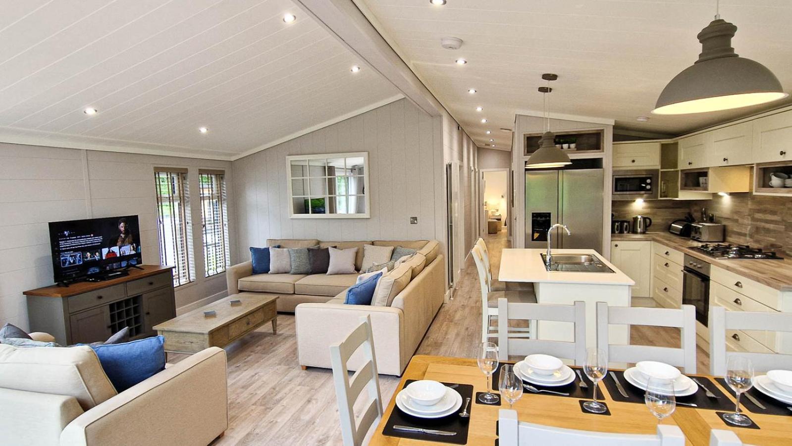 High Oaks Grange - Contemporary Chalet