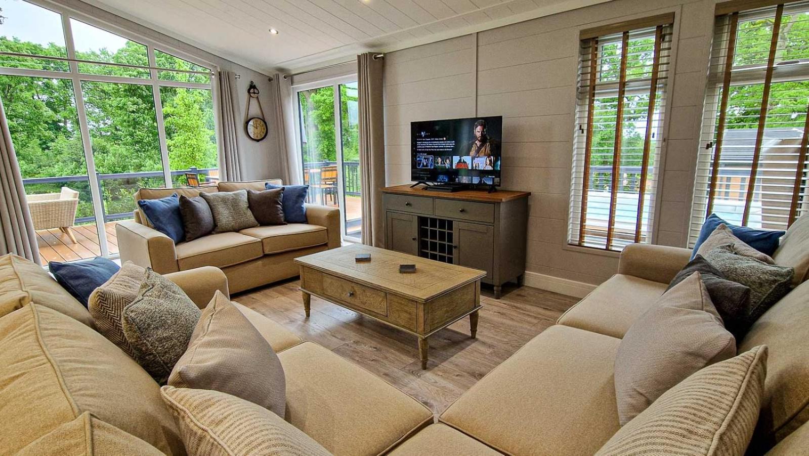 Chalet High Oaks Grange - Contemporary Pickering