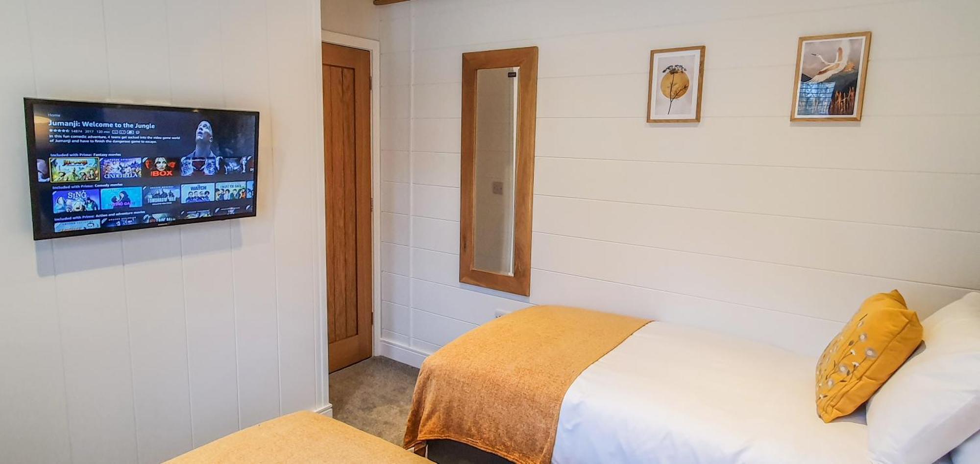 High Oaks Grange - Contemporary Chalet *