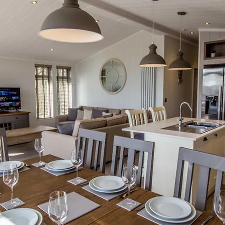 High Oaks Grange - Contemporary Lodges Pickering Exterior photo
