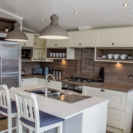 High Oaks Grange - Contemporary Lodges Pickering Exterior photo