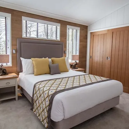 High Oaks Grange - Contemporary Lodges Pickering Exterior photo