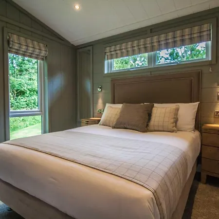 High Oaks Grange - Contemporary Lodges Pickering Exterior photo