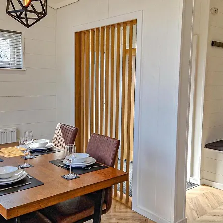High Oaks Grange - Contemporary Lodges Pickering Room photo