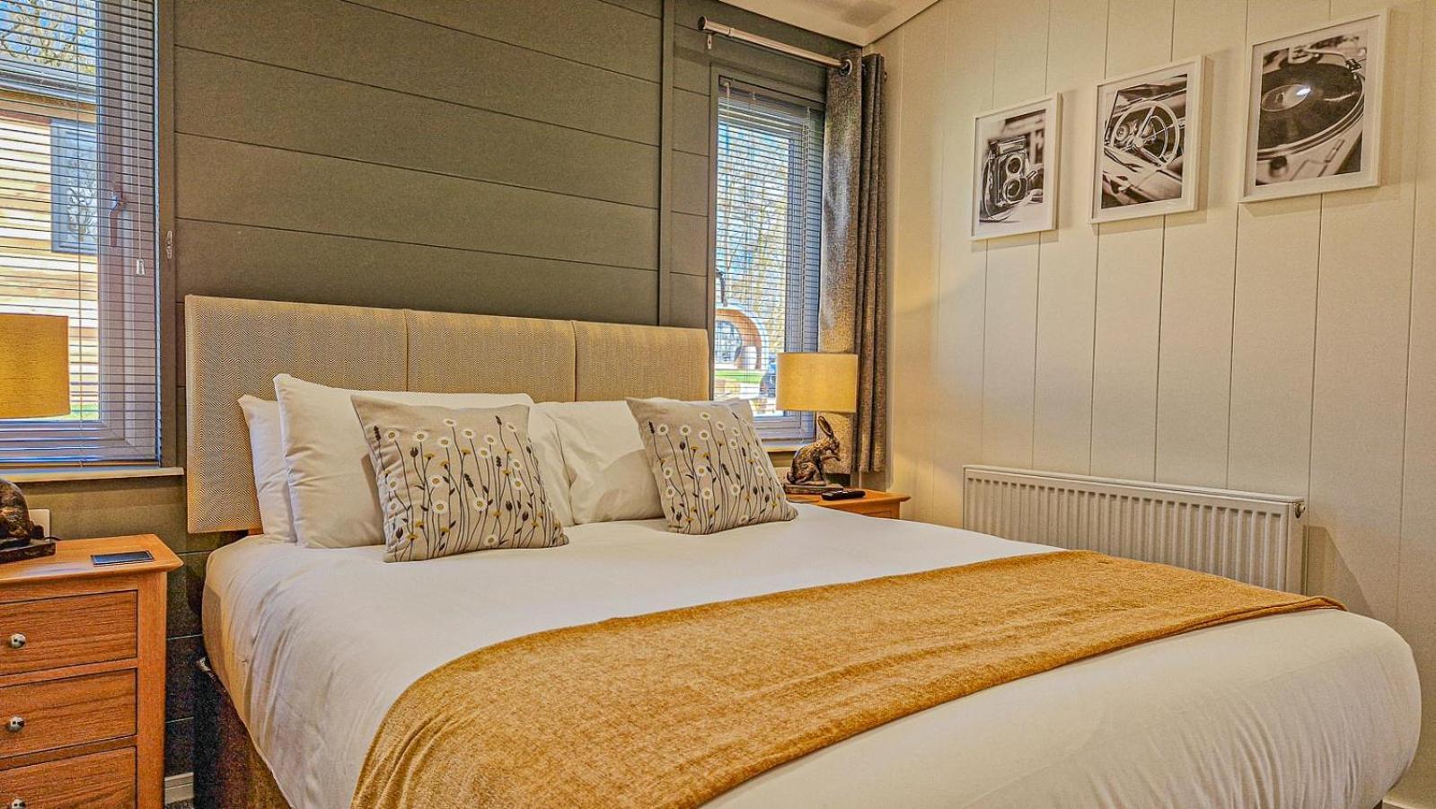 High Oaks Grange - Contemporary Chalet Pickering