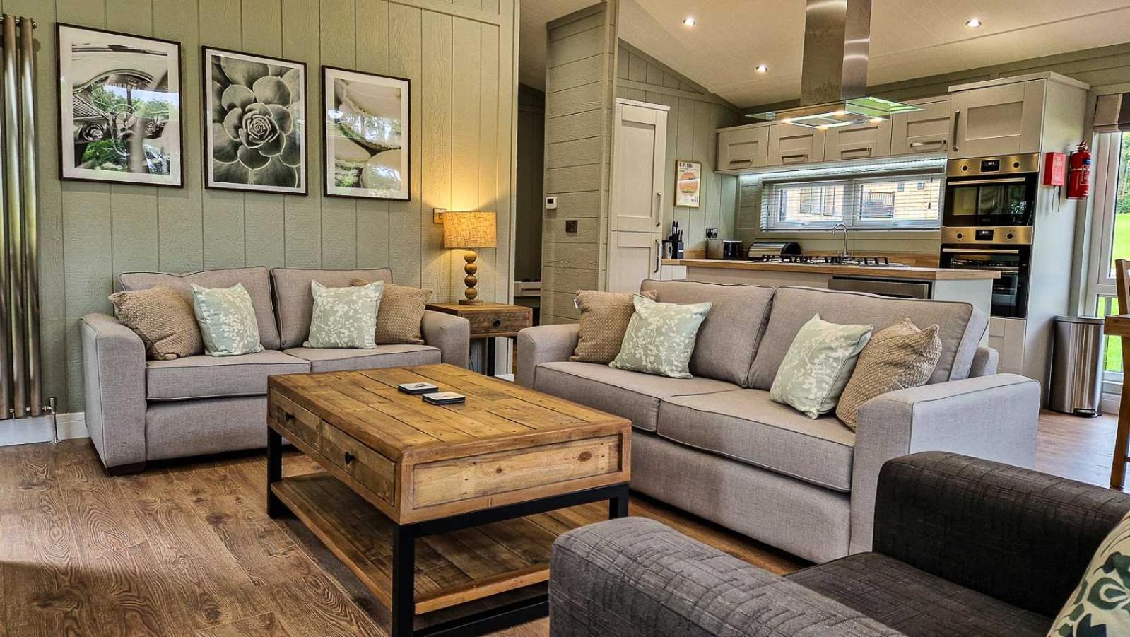Chalet High Oaks Grange - Contemporary Pickering